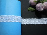 幅約1.2ｃ　とても可愛い薔薇柄の両山レース　4.5M