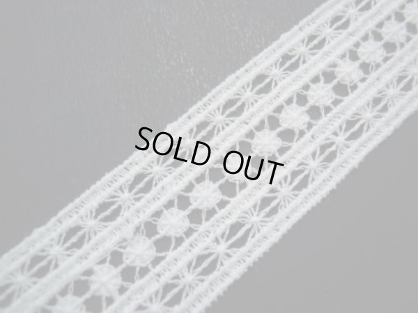 画像2: お買い得！幅約2.3ｃ　と〜ってもお買い得なオフシロの綿ケミカルレース　3M