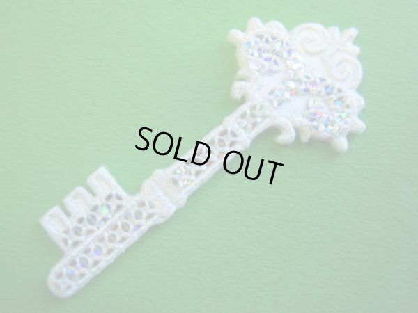 画像1: スパングルト-ン！ホットフィックスの幸運の扉を開けます？人気のキー柄　　シロ