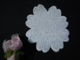 画像2: お買い得なシロの花柄の綿モチーフレース　　1枚 (2)