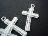 流行の綿ケミカル　人気のミニクロス柄のアクセサリーレース　4枚