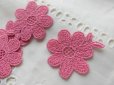 画像1: 人気のコットンの花柄　ローズピンクのモチーフレース　6枚入り (1)