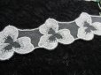 画像2: 幅約4.3ｃ　超！お買い得！　メッチャエレガントな花柄のオーガンジレース　オフ　3M (2)