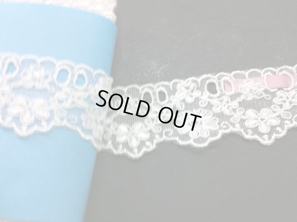 画像2: 幅約3.6ｃ　在庫処分！人気の花柄の両山リボン通しのコードチュール！　オフシロ　　3Ｍ