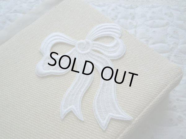 画像1: 繊細なリボン柄の綿ケミカル・モチーフレース　1枚入り