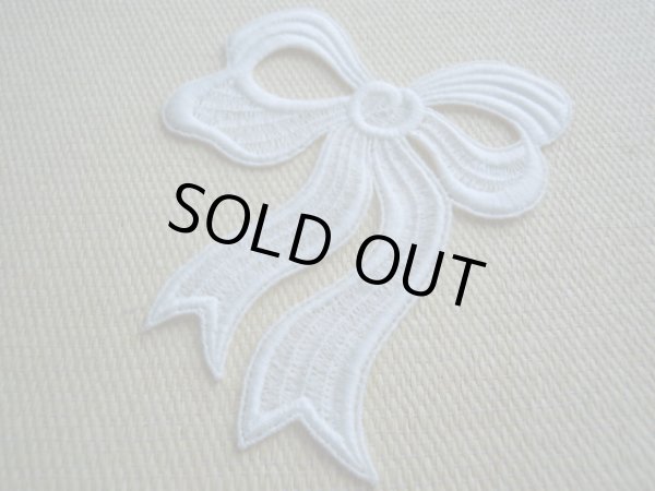 画像2: 繊細なリボン柄の綿ケミカル・モチーフレース　1枚入り