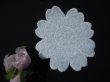 画像2: お買い得なシロの花柄の綿モチーフレース　　1枚