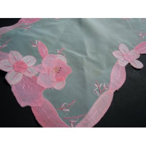 画像: 花びん敷きに・・・　ピンクのレース　1枚入り