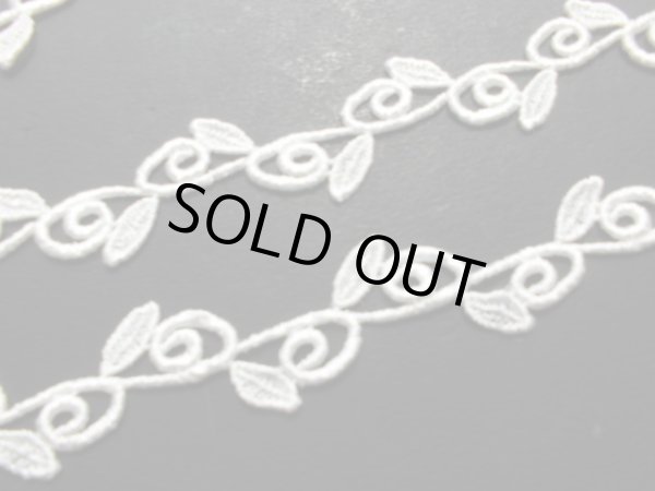 画像2: メッチャ可愛いリーフ柄　オフシロのケミカルのアクセサリーレース　0.5Ｍ