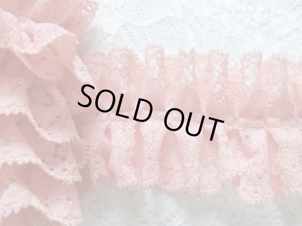 画像2: メッチャ、お買い得！チョーカーに如何！？肌に優しいオレンジピンクの人気のフリフリフリル・ラッセルレース　3Ｍ