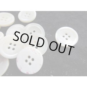 画像: 23mm 超お買い得な貝ボタン 5個入り