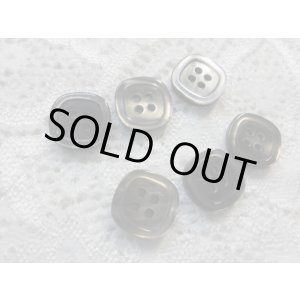 画像: 約13ｍｍ　可愛いスクエアーボタン　6個入り