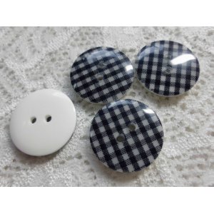 画像: 約21ｍｍ　在庫処分！高級ボタン　ボタンイヤリングに！？　人気のチェック柄　4個入り