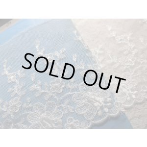 画像: 幅約12c 手作りマスクに如何!?人気のオフシロの花柄のチュールレース 1M