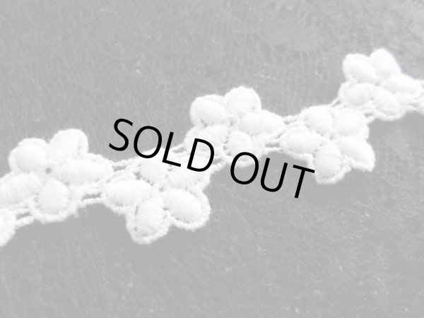 画像1: ハンパ物！在庫処分！可愛いオフシロのケミカルレース　1.2Ｍ