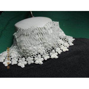 画像: 幅約7C　在庫処分！メッチャお買い得！お買い得なオフシロのケミカルレース　2M