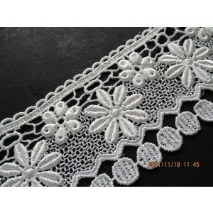 画像: 幅約6.4C　在庫処分！メッチャお買い得！お買い得なオフシロのケミカルレース　2M