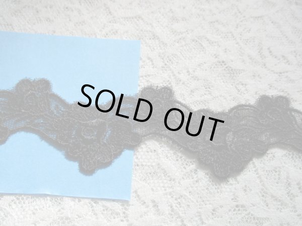 画像1: 幅約4ｃ　人気の花柄のチュール！　クロ　　3.5Ｍ