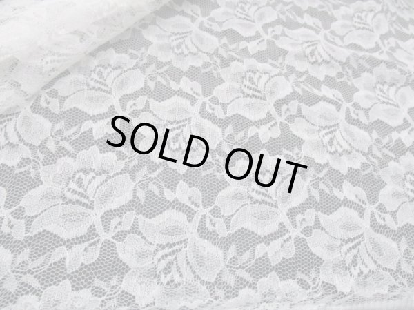 画像1: 幅約110ｃ　メッチャお買い得なバラ柄の高級ラッセルレース　オフシロ　2M