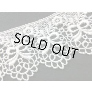 画像: 幅約4.5C　在庫処分！メッチャお買い得！可愛いオフシロのケミカルレース　2M
