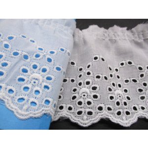 画像: 幅約8ｃ　可愛いバラ柄のフリル　シロ　1.5M