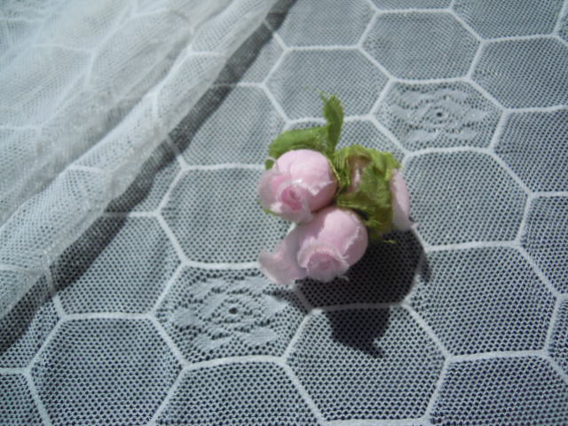 画像3: 人気のオフシロの薔薇柄の亀甲柄のストレッチラッセルレース　3.3Ｍ