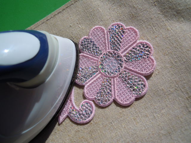 画像1: スパングルト-ン！ホットフィックスの人気の可愛い花柄　　ピンク