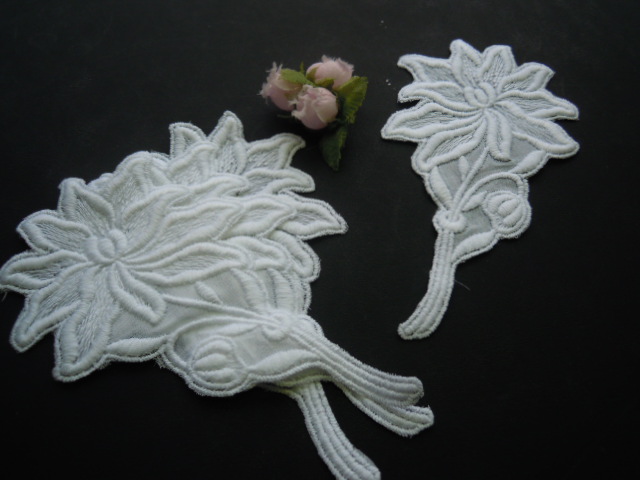 画像3: お買い得なシロの花柄　綿モチーフレース　　1組2枚入り