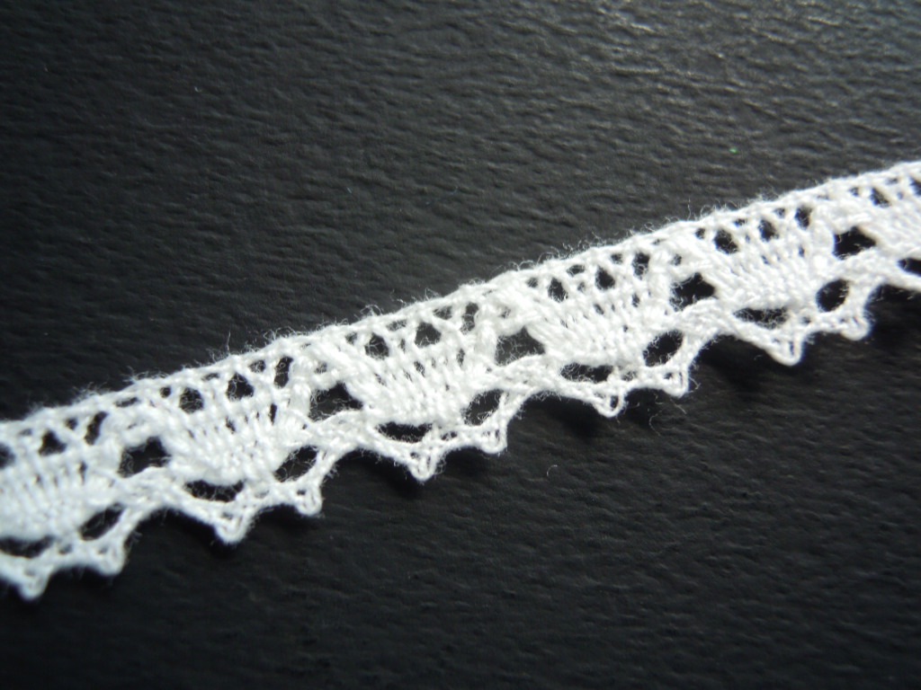 画像1: 在庫処分！ お買い得な人気のオフシロのトーション　5Ｍ