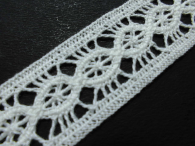 画像2: 在庫処分！ お買い得な人気の両山　オフシロのトーション　5Ｍ