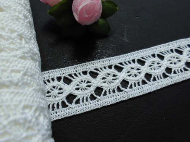 画像1: 在庫処分！ お買い得な人気の両山　オフシロのトーション　5Ｍ