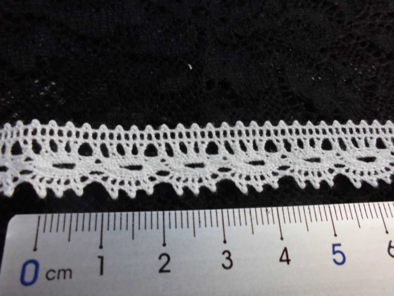 画像: 幅約1.3ｃ 人気のオフシロのトーション　5Ｍ