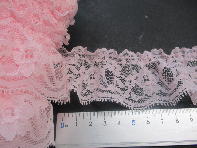 画像: メッチャお買い得な数量限定！特価品！！！ピンクの人気のラッセルフリル原反売り●