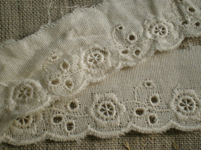 画像: オリジナル・ダブルガーゼの花柄の綿レース