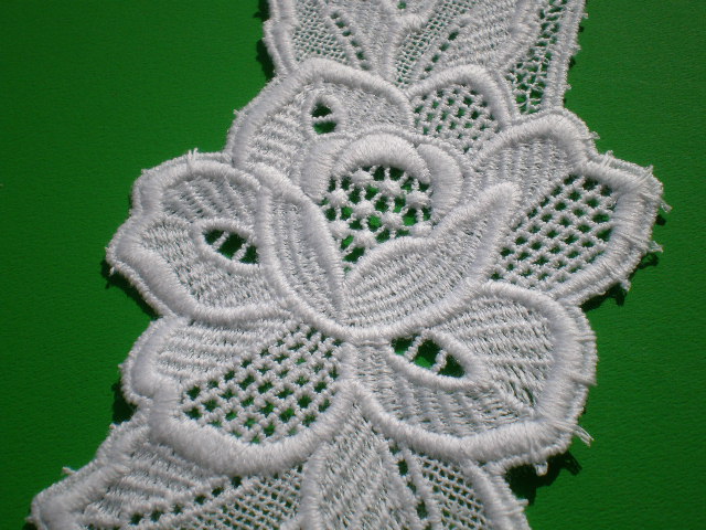 画像: 人気の花柄の綿・ケミカルモチーフレース