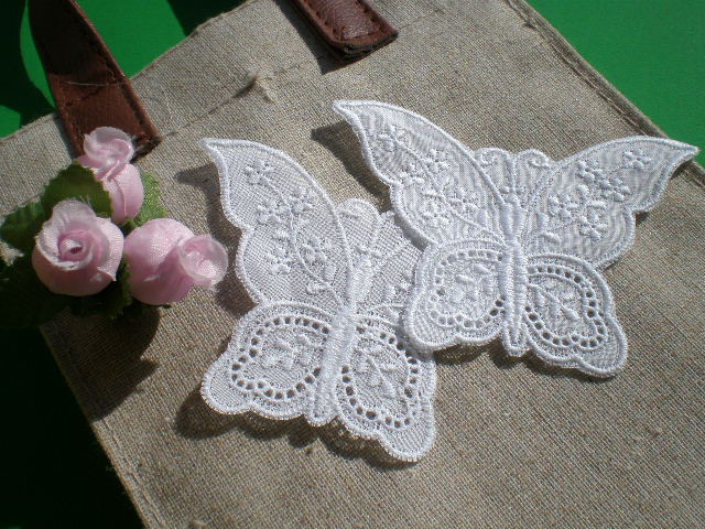 画像1: 繊細な蝶々柄の綿モチーフレース　２枚入り