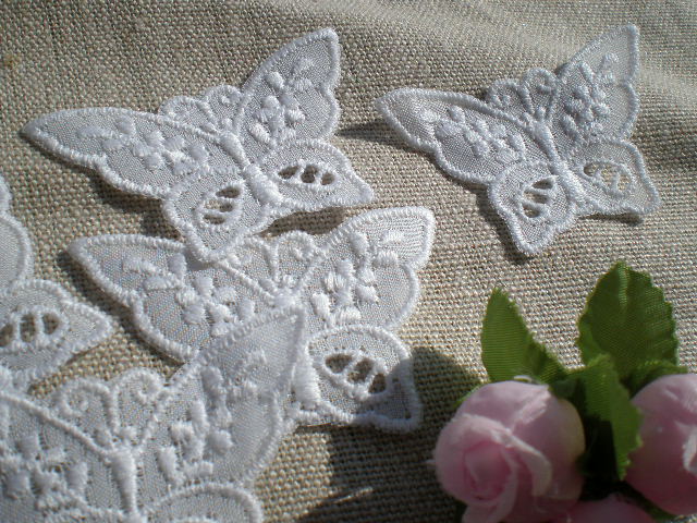 画像1: 繊細な蝶々柄の綿モチーフレース　６枚入り
